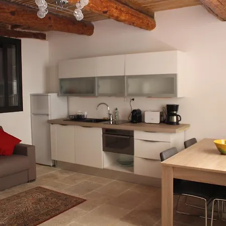 Le Pairou Apartment